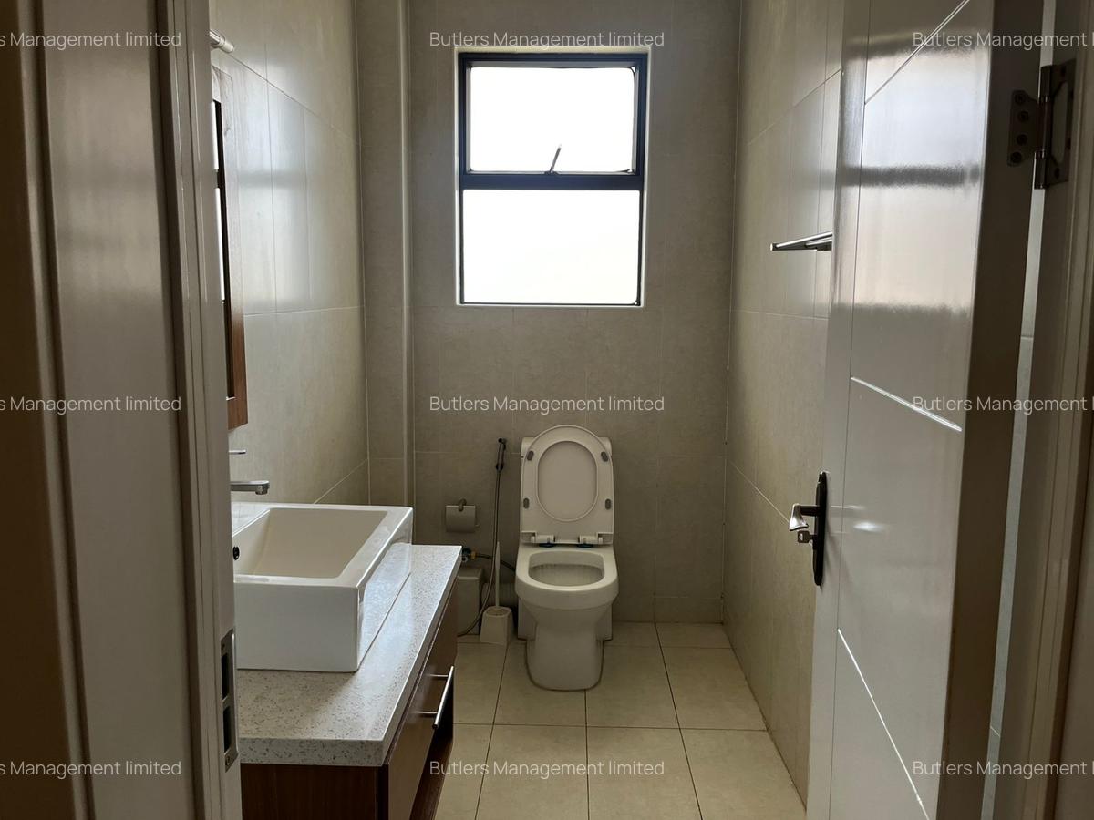 Serviced 3 Bed Apartment with En Suite in Brookside - 17