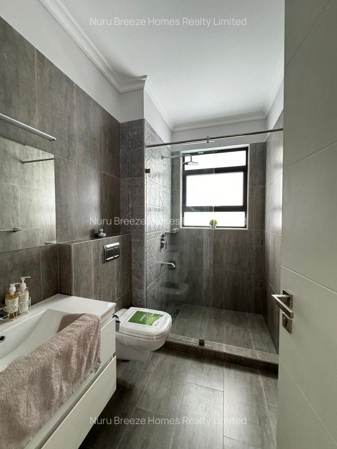 4 Bed Townhouse with En Suite in Runda - 15