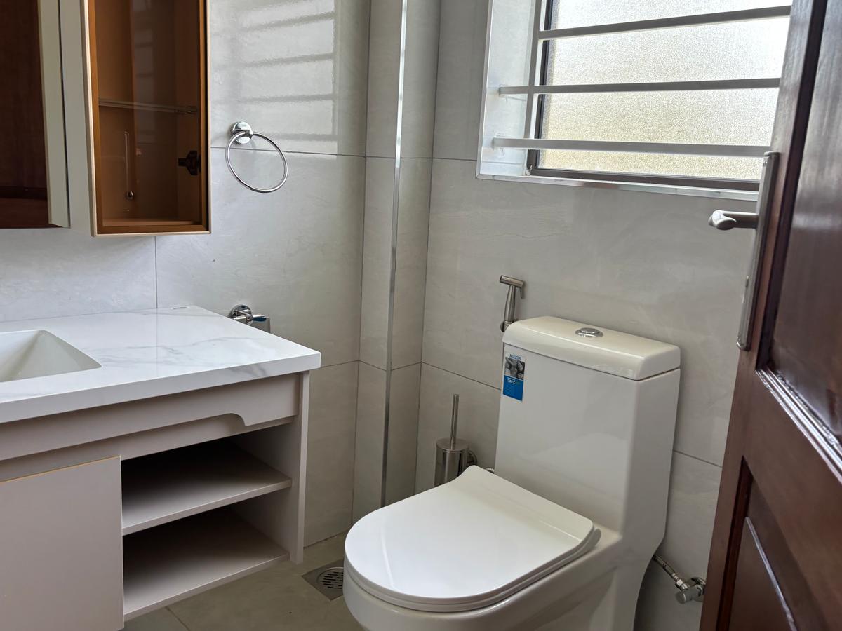 4 Bed House with En Suite in Karen - 14