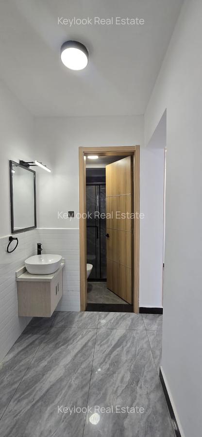 2 Bed Apartment with En Suite at Wood Avenue - 7