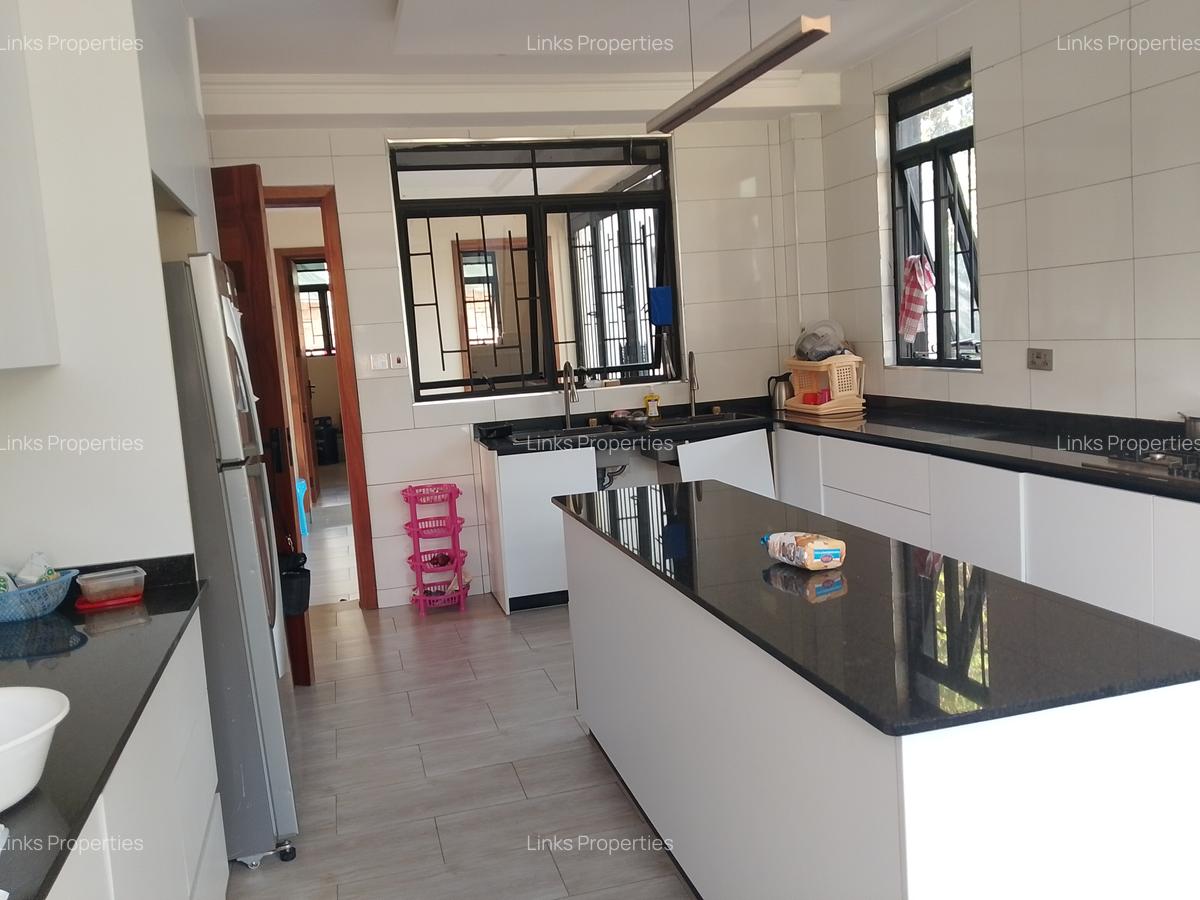 7 Bed Townhouse with En Suite at Ndege Road - 17