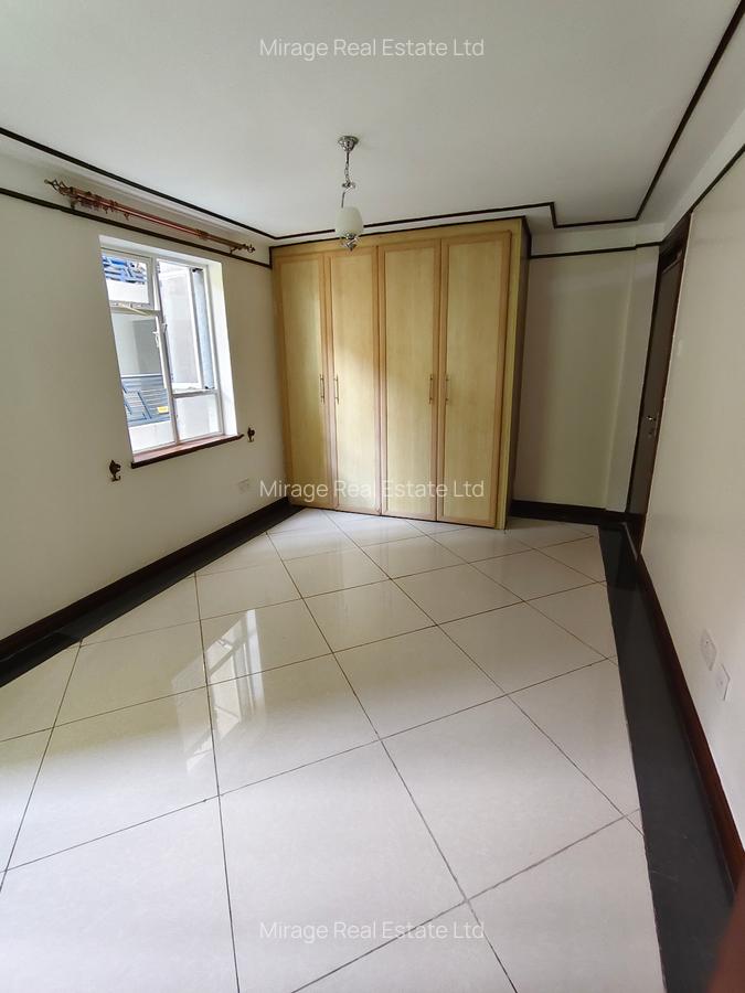 2 Bed Apartment with En Suite in Westlands Area - 12