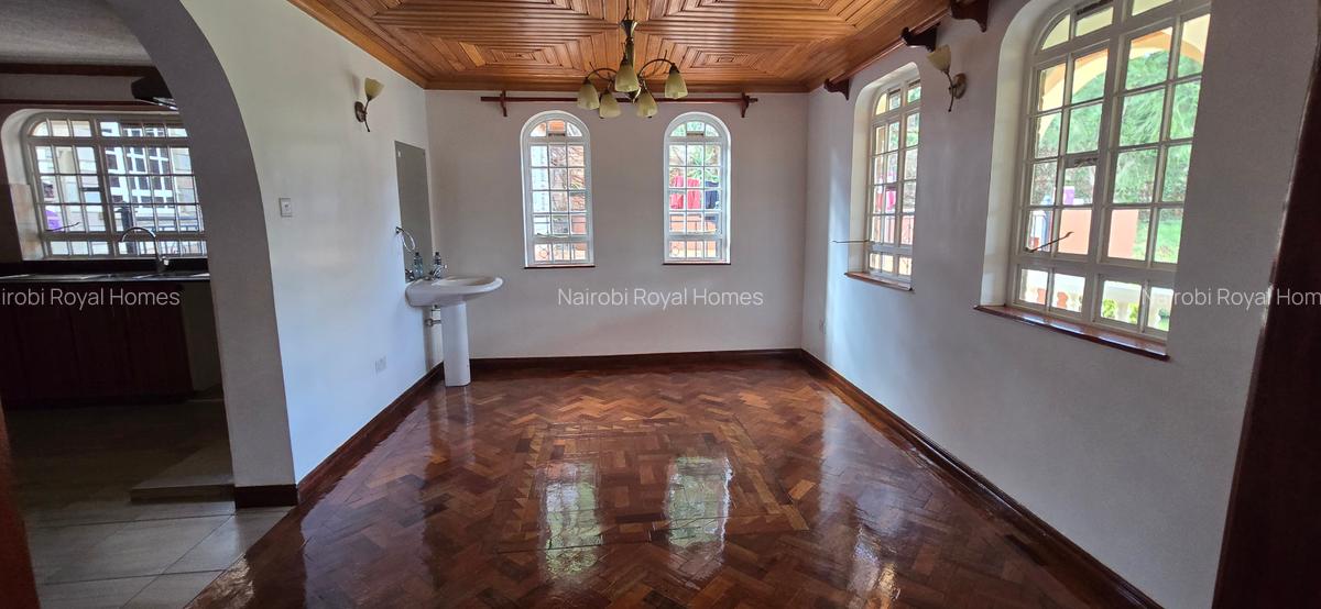 5 Bed House with En Suite at Nyari Redhil Road - 6