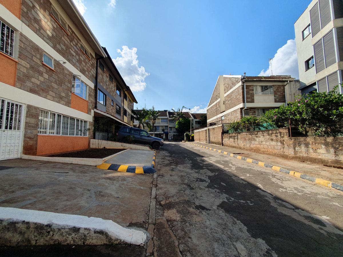 4 Bed Townhouse with En Suite at Muguga Green Rd - 2