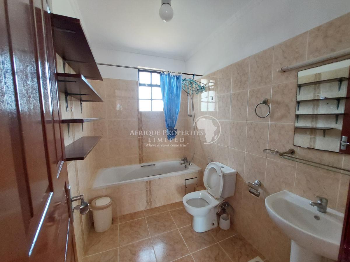 4 Bed Villa with Swimming Pool in Kiambu Road - 15