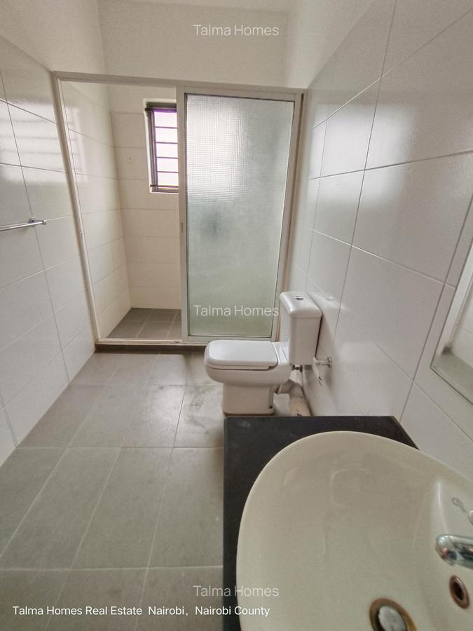 3 Bed Apartment with En Suite at Rhapta Road Side - 11