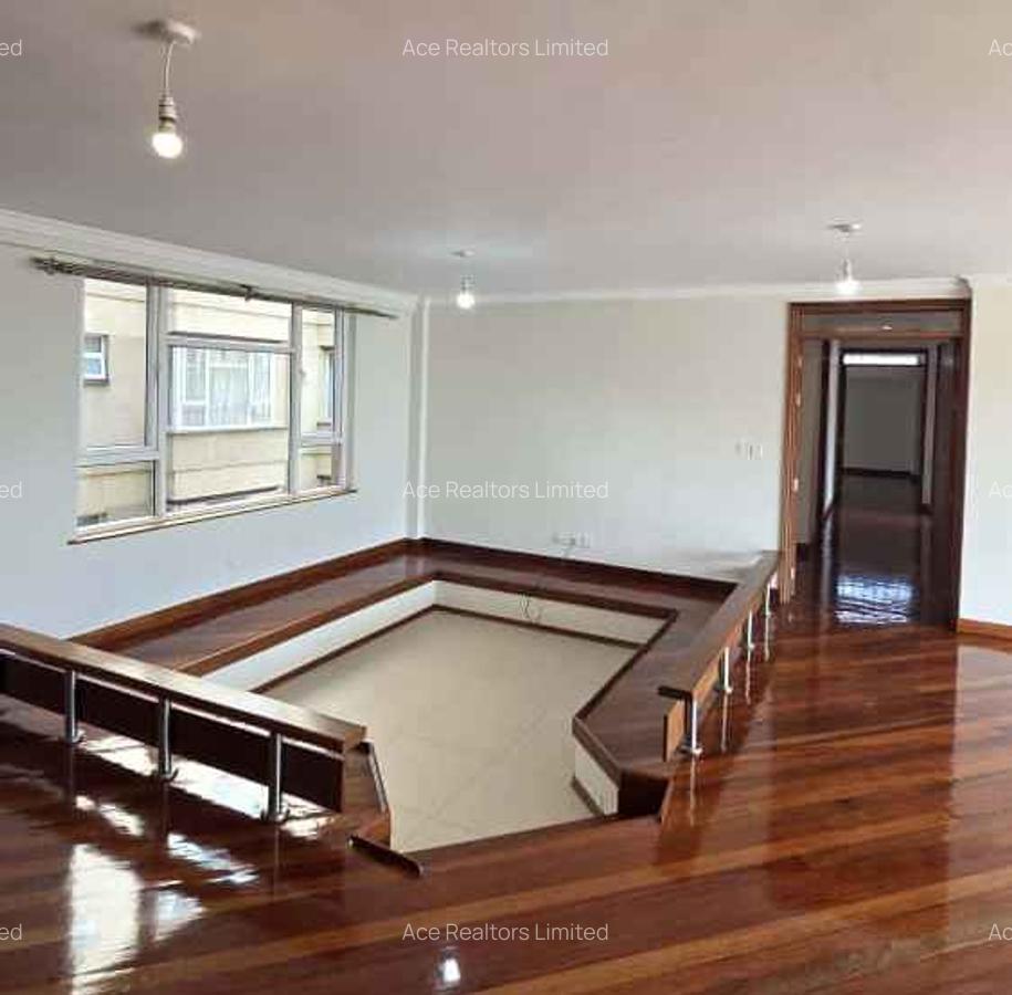 3 Bed Apartment with En Suite at Parklands - 6