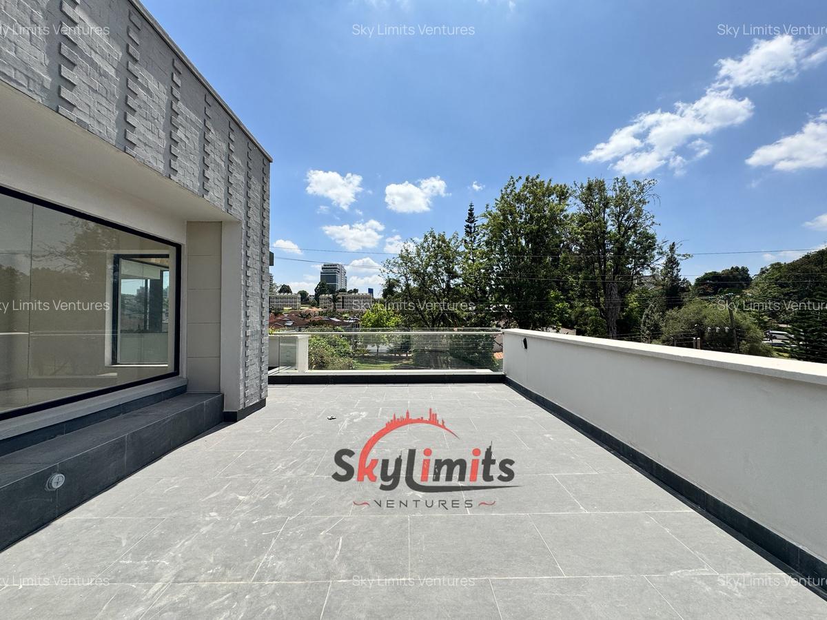 5 Bed Villa with En Suite at Spring Valley - 7