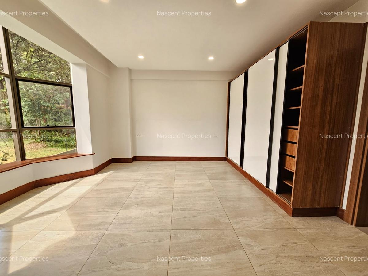 3 Bed Apartment with En Suite in Westlands Area - 3