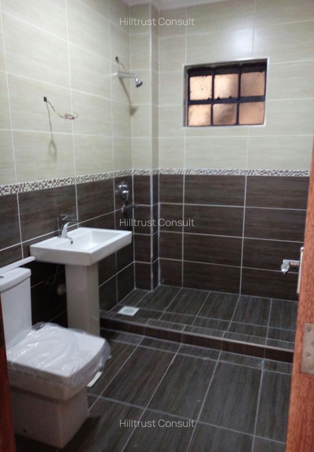 2 Bed Apartment with En Suite in Rhapta Road - 11