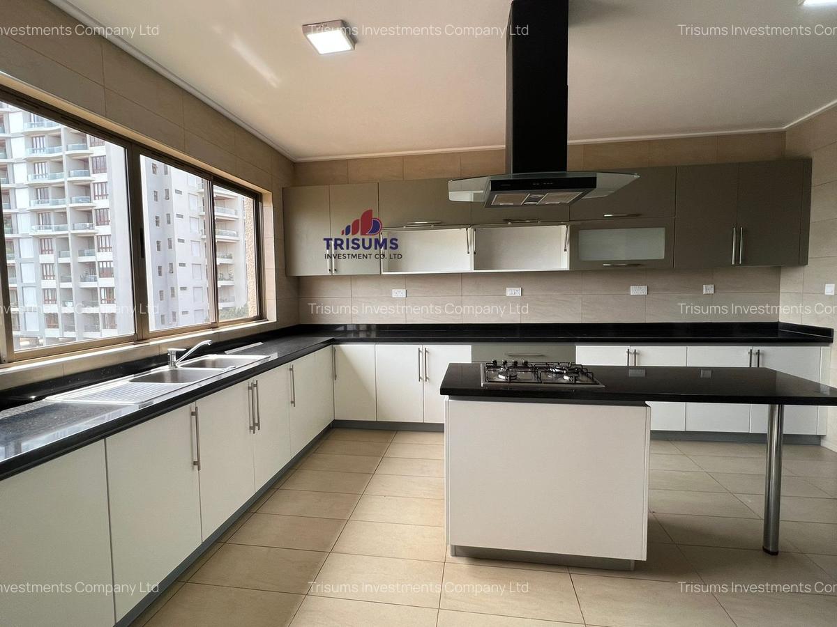 3 Bed Apartment with En Suite in Westlands Area - 6