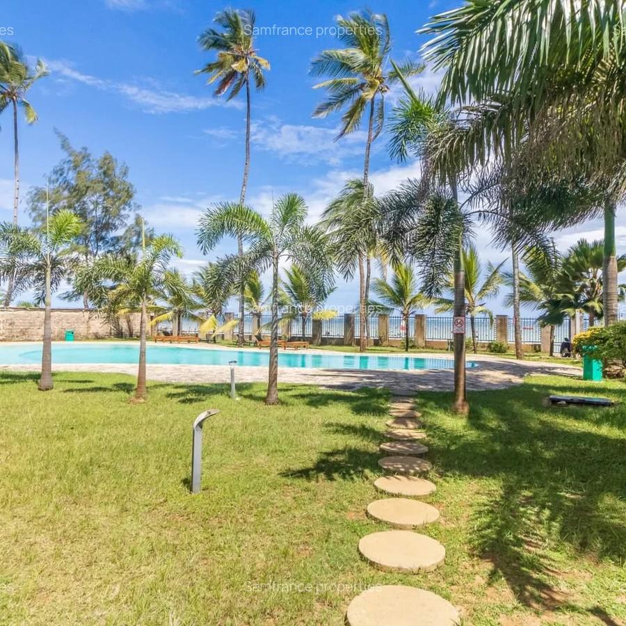 Serviced 3 Bed Apartment with En Suite at Bamburi Beach - 2