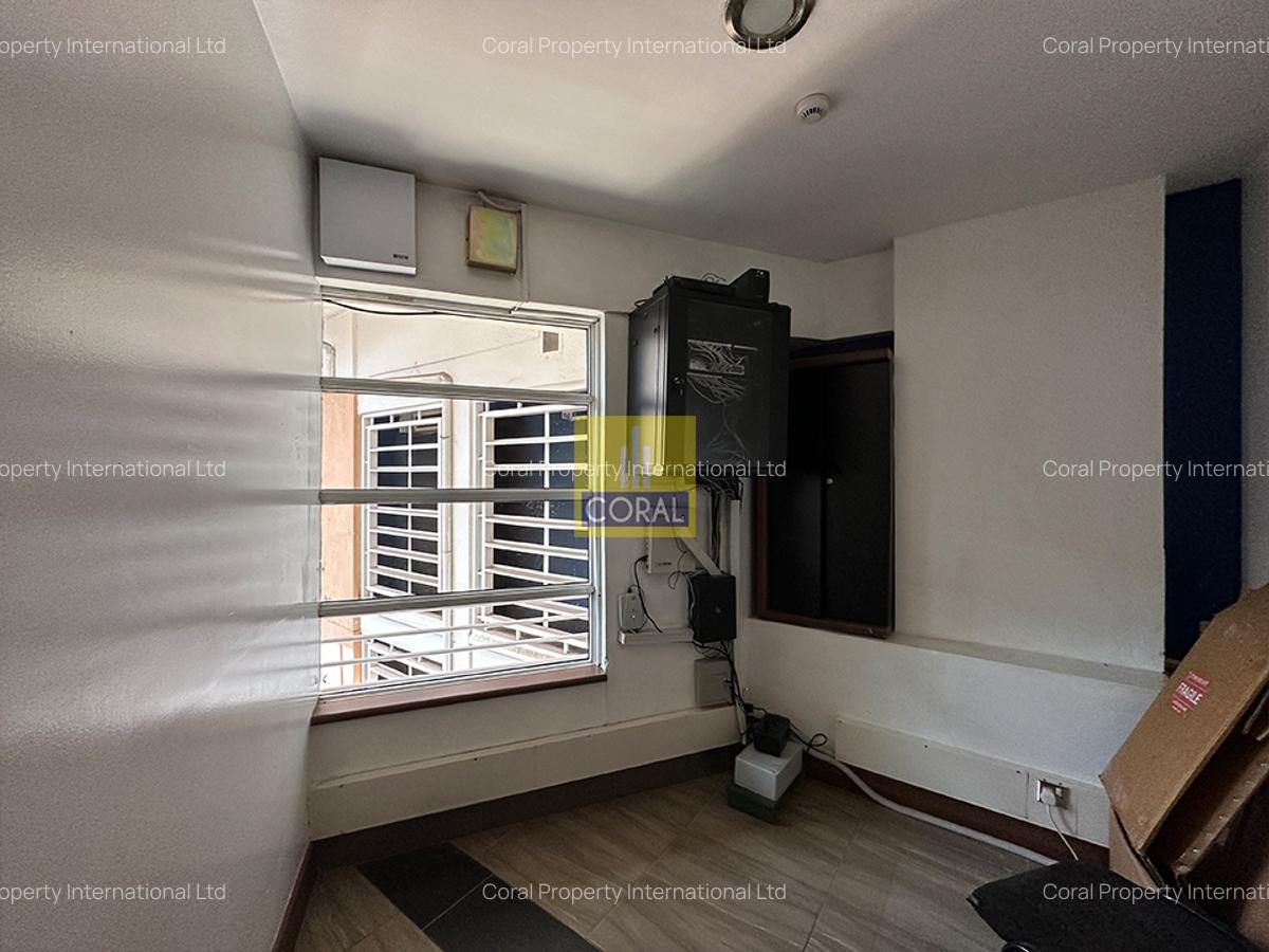 Office in Westlands Area - 10