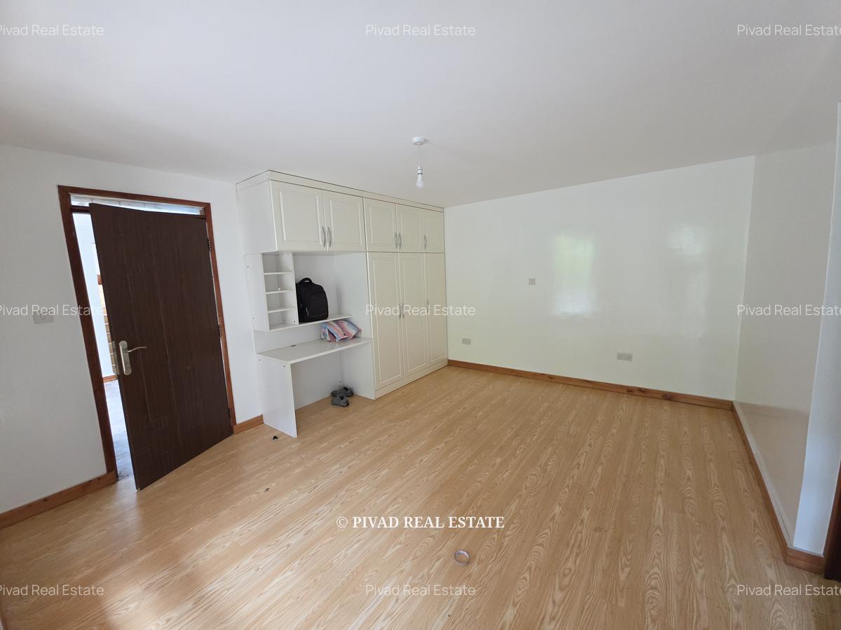 4 Bed Townhouse with Garden in Runda - 13