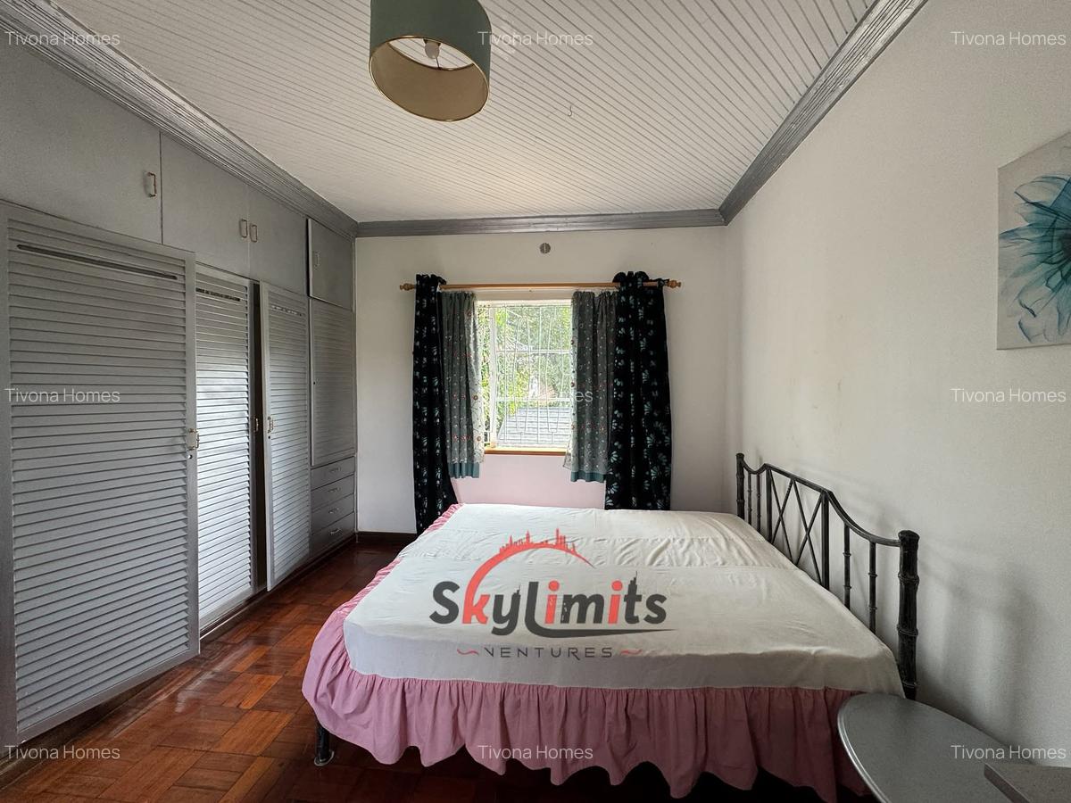 4 Bed House with En Suite in Runda - 10