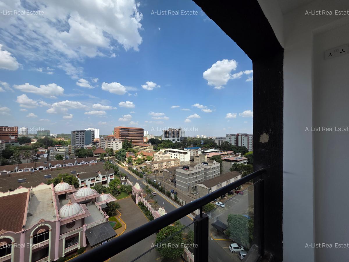 Serviced 4 Bed Apartment with En Suite at 2Nd Parklands - 15