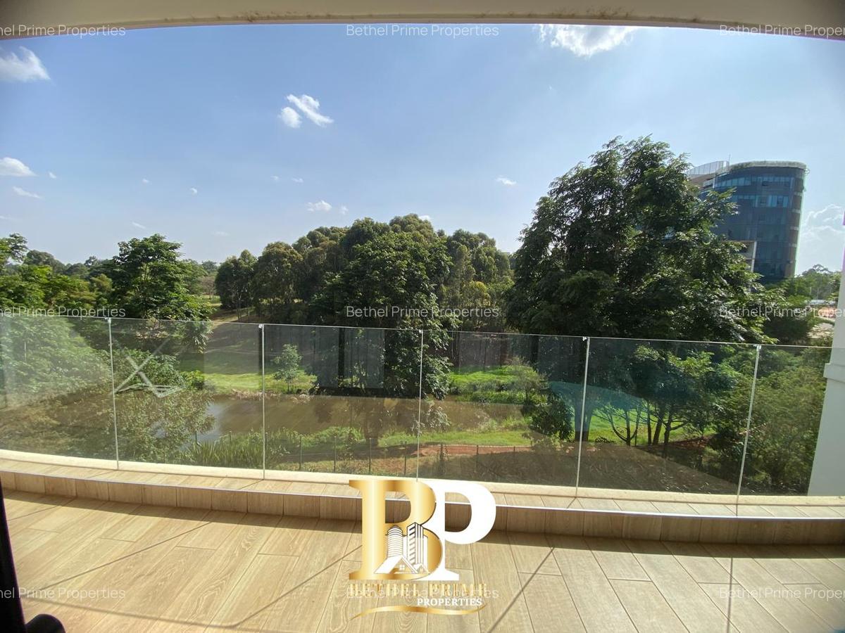 Furnished 3 Bed Apartment with En Suite in Rosslyn - 1