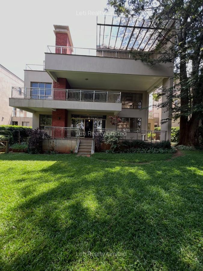 5 Bed Townhouse with En Suite in Lavington - 3