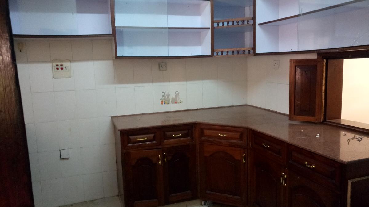 3 Bed Townhouse with En Suite at Kilimani Estate Nairobi - 8