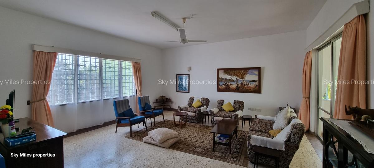 3 Bed House with En Suite at Serena - 12