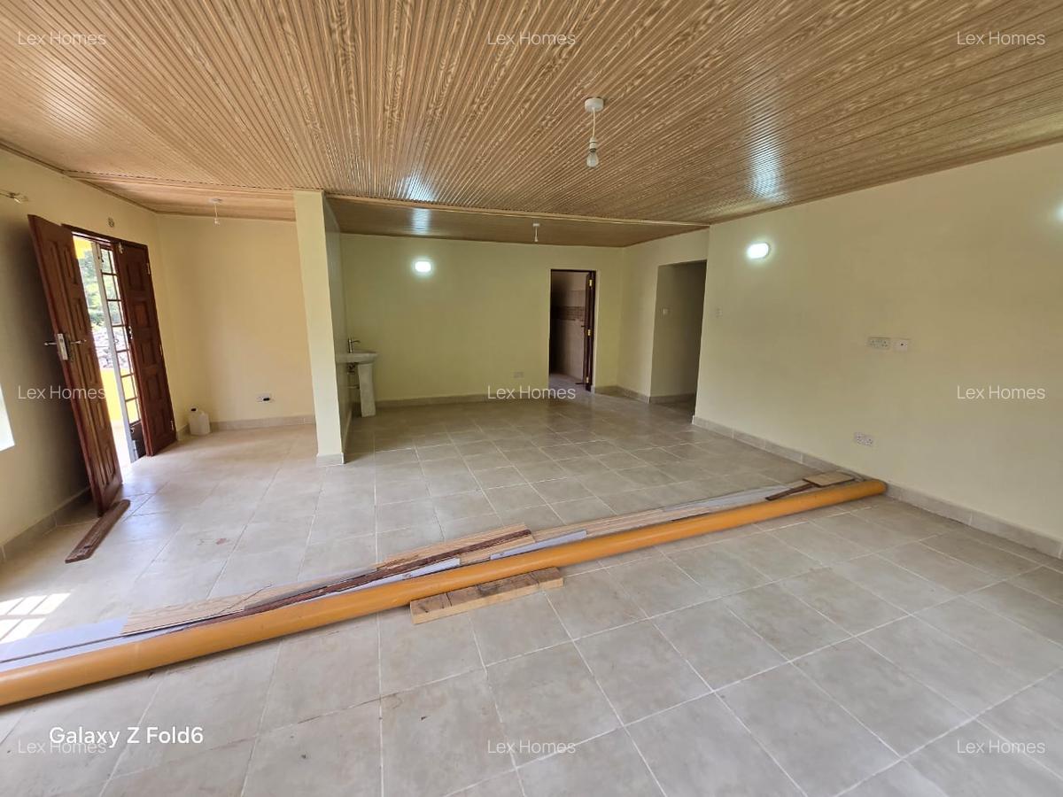 3 Bed House with En Suite at Rimpa - 4