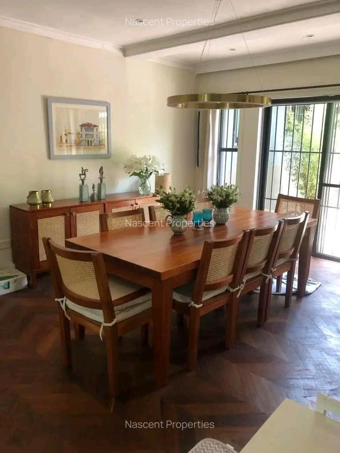 4 Bed House with En Suite in Nyari - 11