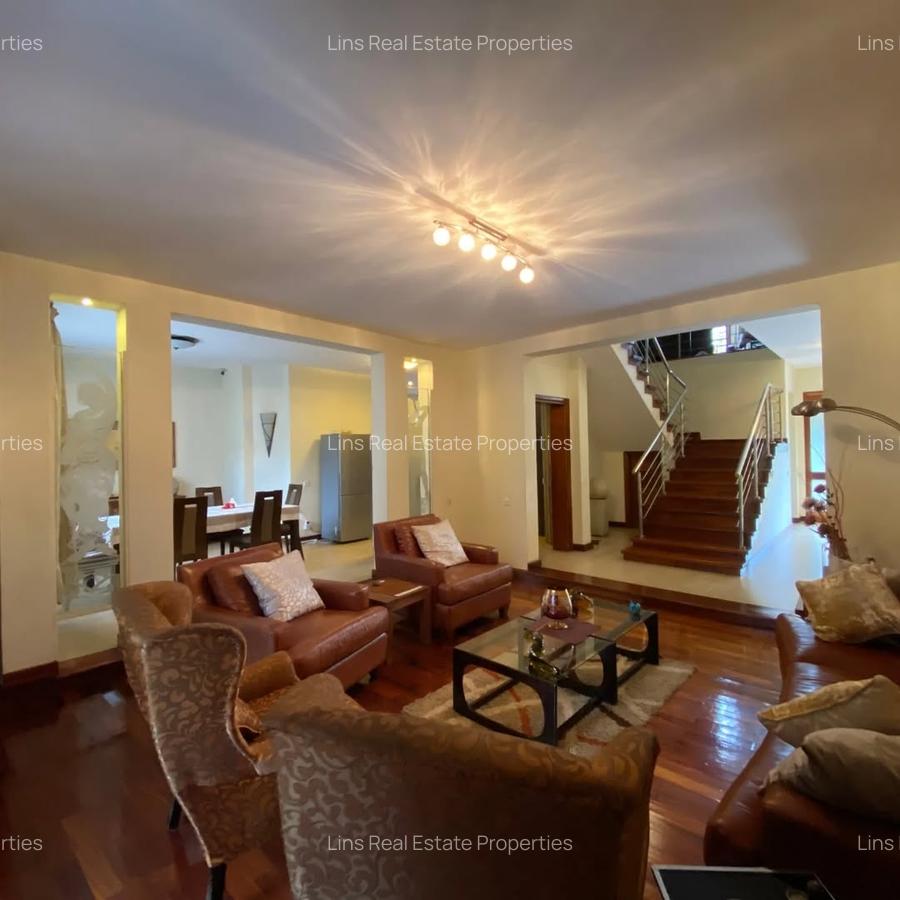 4 Bed Townhouse with En Suite in Westlands Area - 2