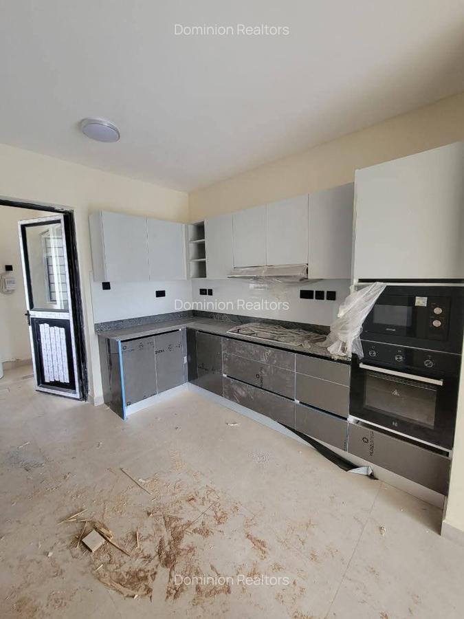 3 Bed Apartment with En Suite in Westlands Area - 1