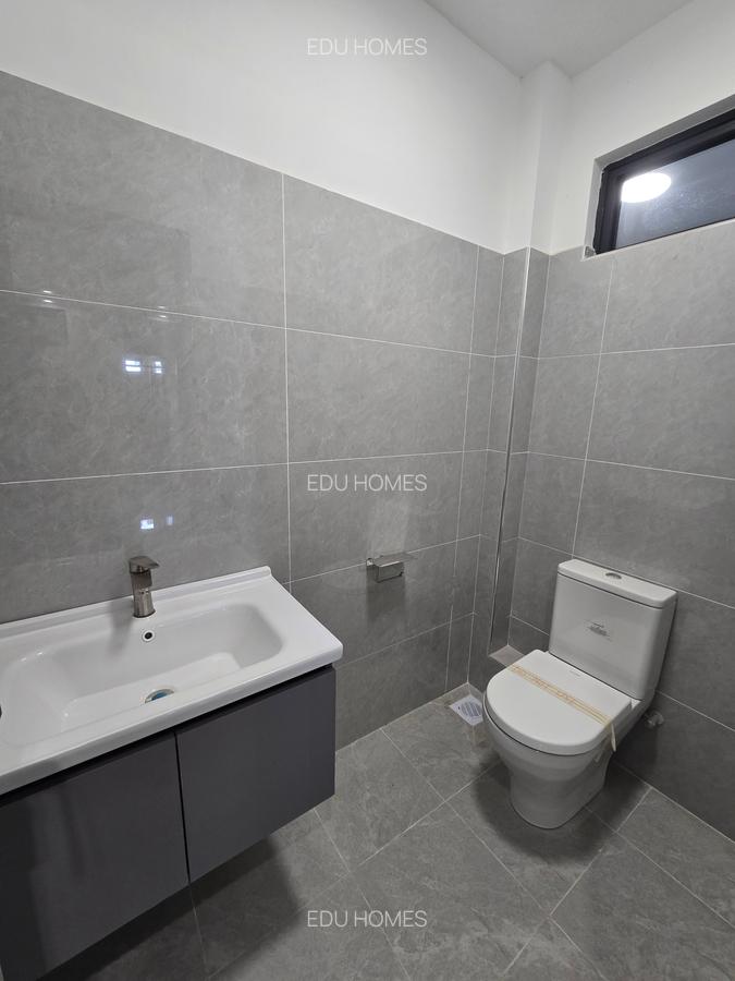 2 Bed Apartment with En Suite at Othaya Road - 7