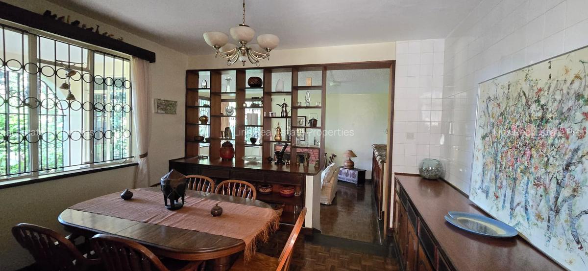 4 Bed House with En Suite in Nyari - 8