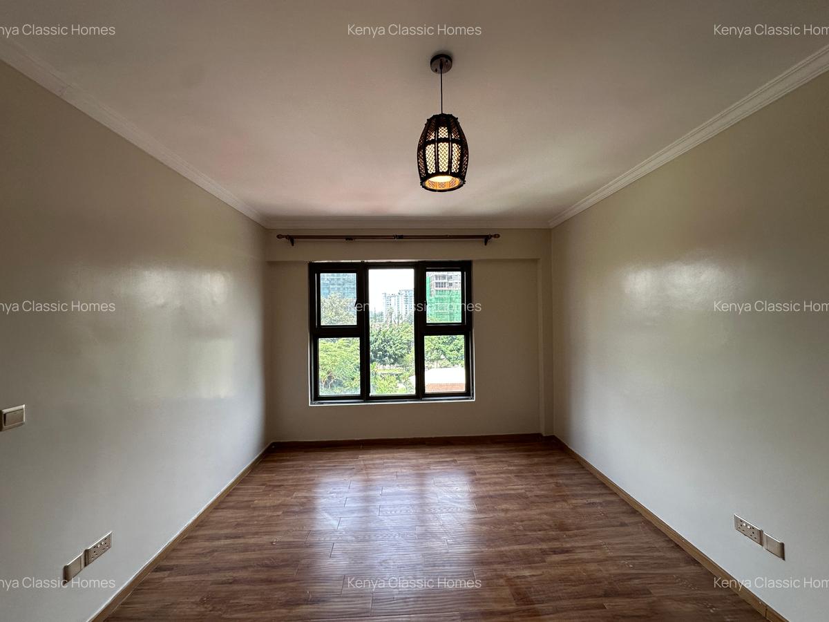 4 Bed Apartment with En Suite at Kilimani - 15