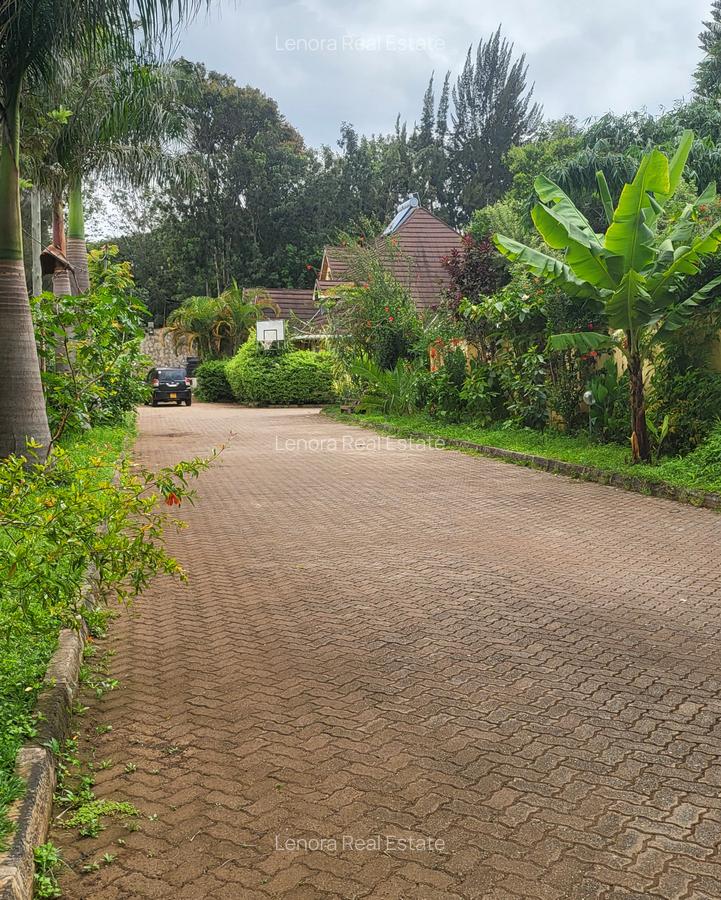 6 Bed House with Staff Quarters at -00200 - 5