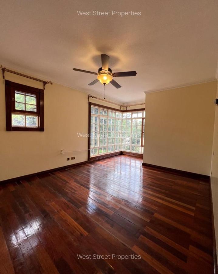 4 Bed Townhouse with En Suite at Kyuna - 10