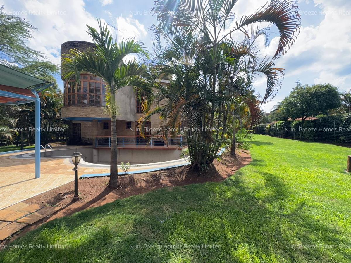 4 Bed House with En Suite in Runda - 11