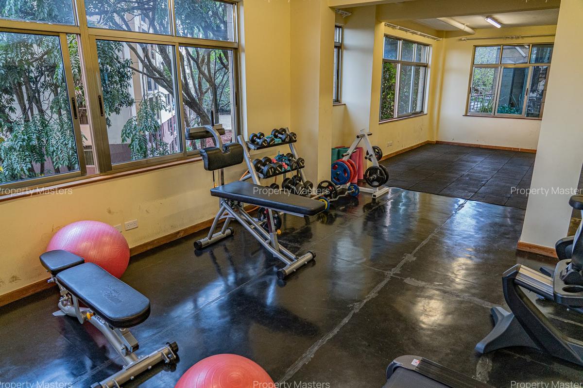 Serviced 3 Bed Apartment with En Suite at Arwings Kodhek Road - 8