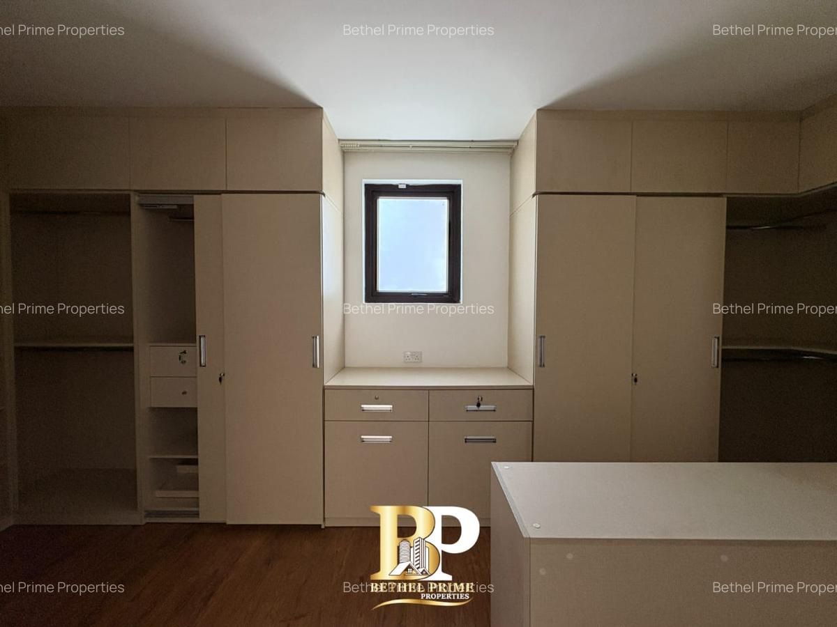 4 Bed Townhouse with En Suite at Peponi Road - 8