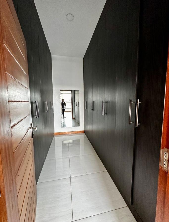 4 Bed Apartment with En Suite at Westlands Area - 16