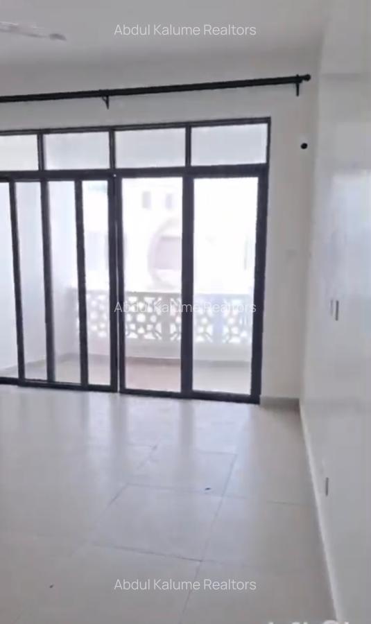 Serviced 2 Bed Apartment with En Suite at Nyali - 18