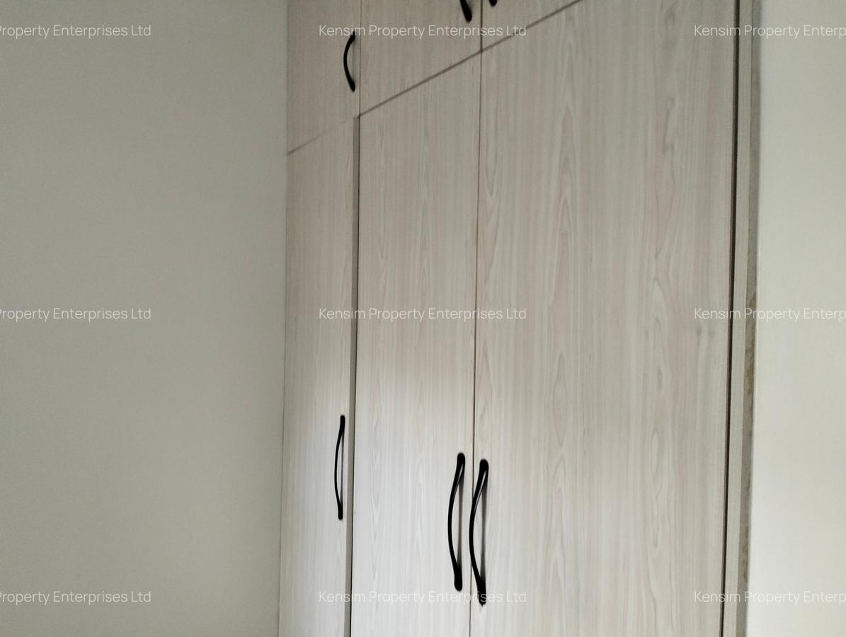 3 Bed Apartment with En Suite in Kilimani - 14