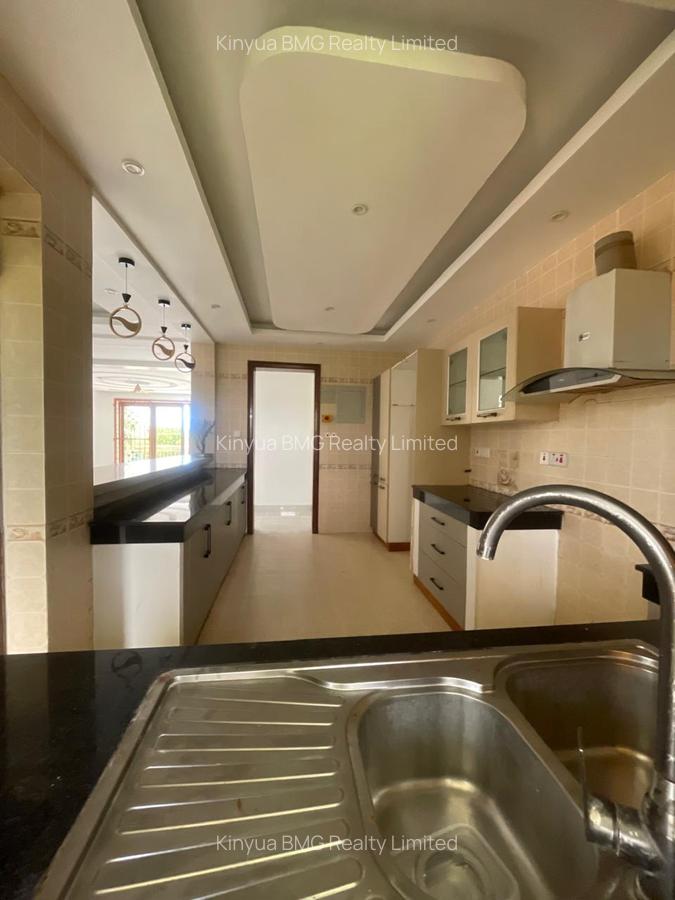Serviced 3 Bed Apartment with En Suite in Nyali Area - 8