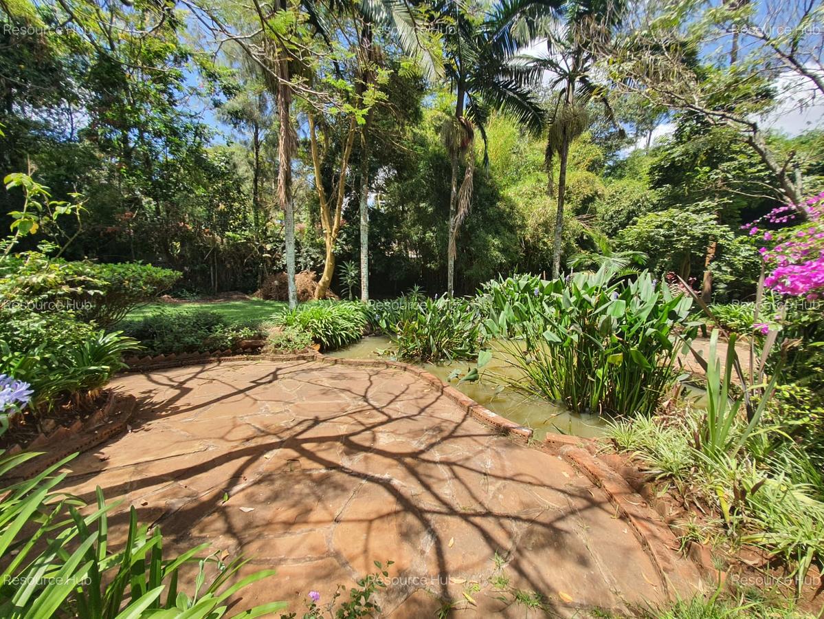 6 Bed House with En Suite in Nyari - 2