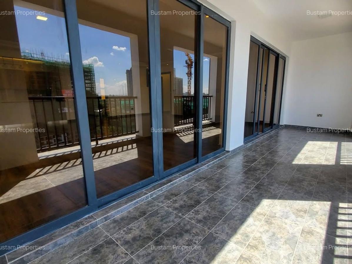 Serviced 2 Bed Apartment with En Suite in Brookside - 5