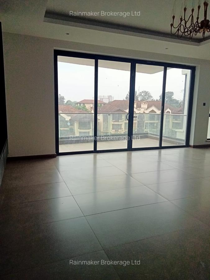 Serviced 4 Bed Apartment with En Suite in Riverside - 4