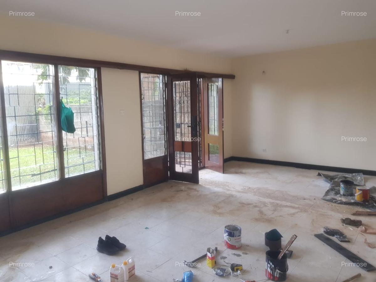 Commercial Property with Service Charge Included in Westlands Area - 11