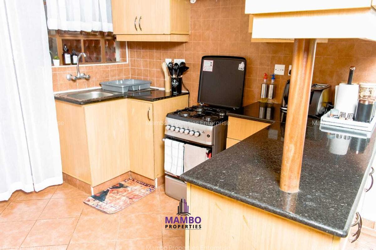 Serviced 2 Bed Apartment with En Suite at Rhapta Rd - 4