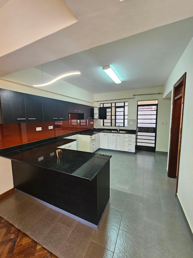 3 Bed Apartment with En Suite at Kilimani - 1