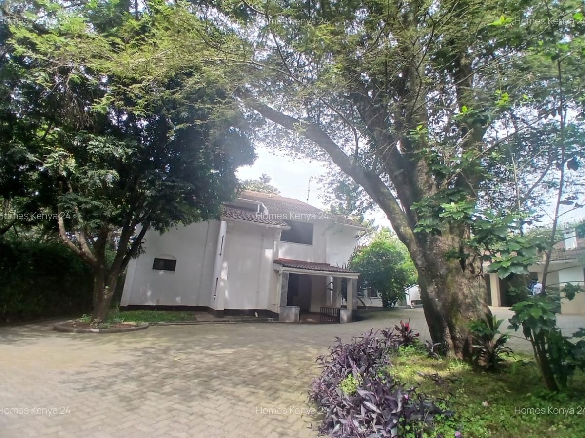 4 Bed House in Runda - 3