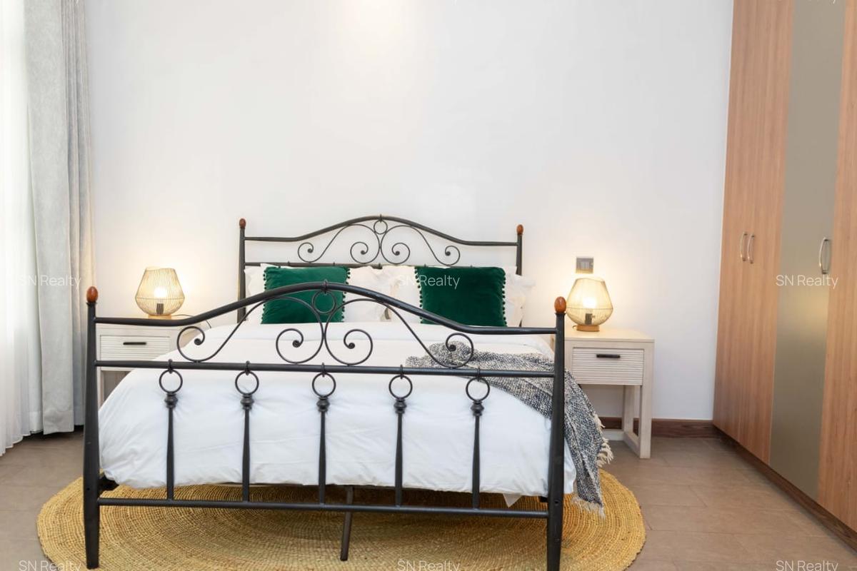 Furnished 4 Bed Apartment with En Suite in Spring Valley - 17