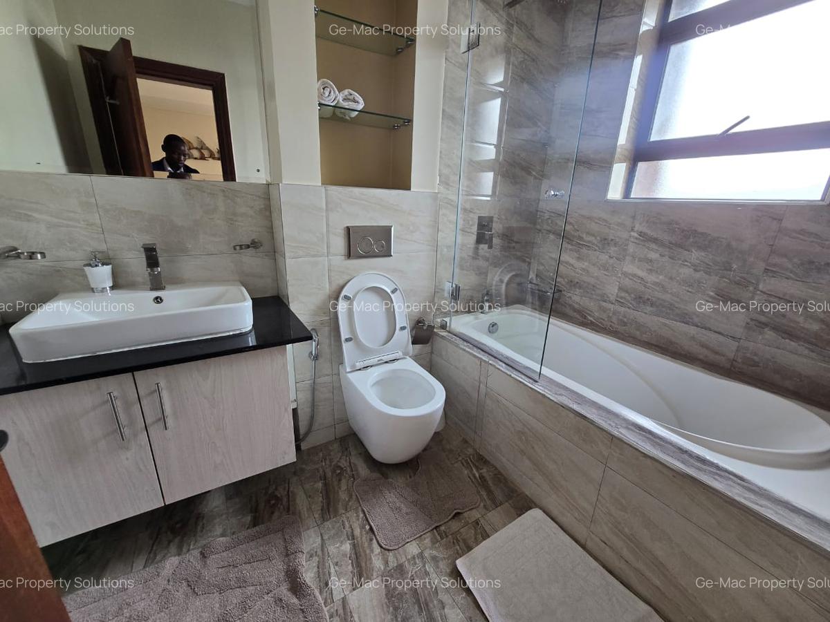 Serviced 3 Bed Apartment with En Suite in Runda - 8