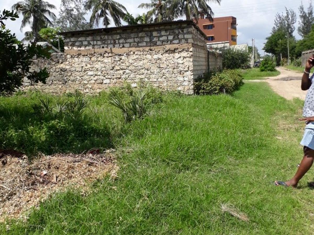 2,024 m² Residential Land in Bamburi - 5